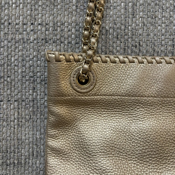 Tory Burch Gold Marion Swingpack Book Bag - Picture 11 of 16